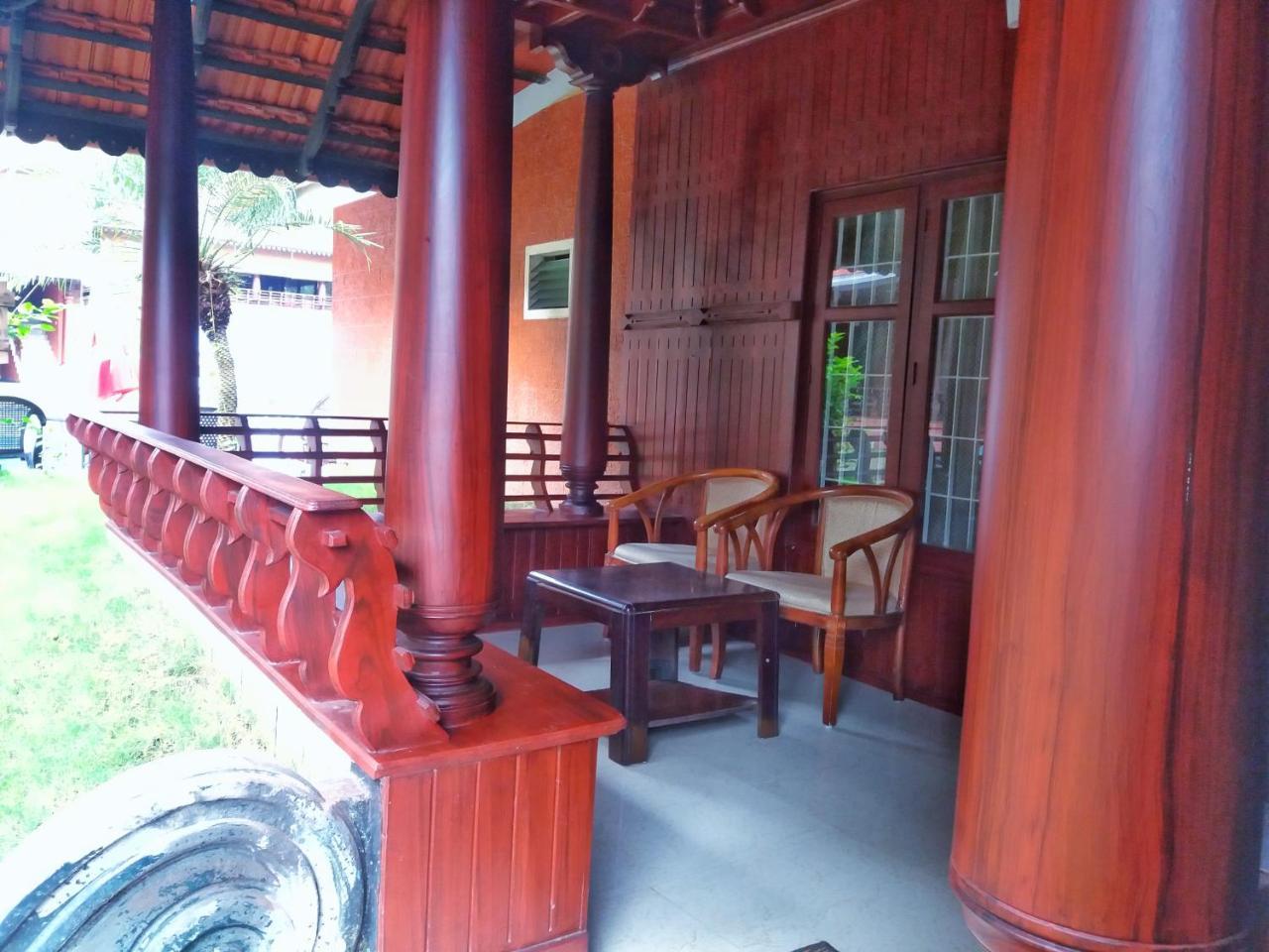 Nikhil Ayurvedic Heritage 호텔 바르칼라 외부 사진